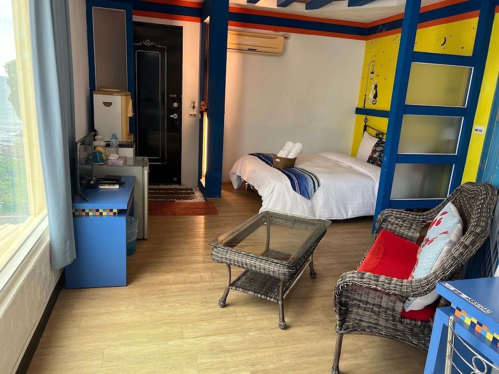 Ming-Jun Holiday Inn Standard Double Room, Mountainside 23