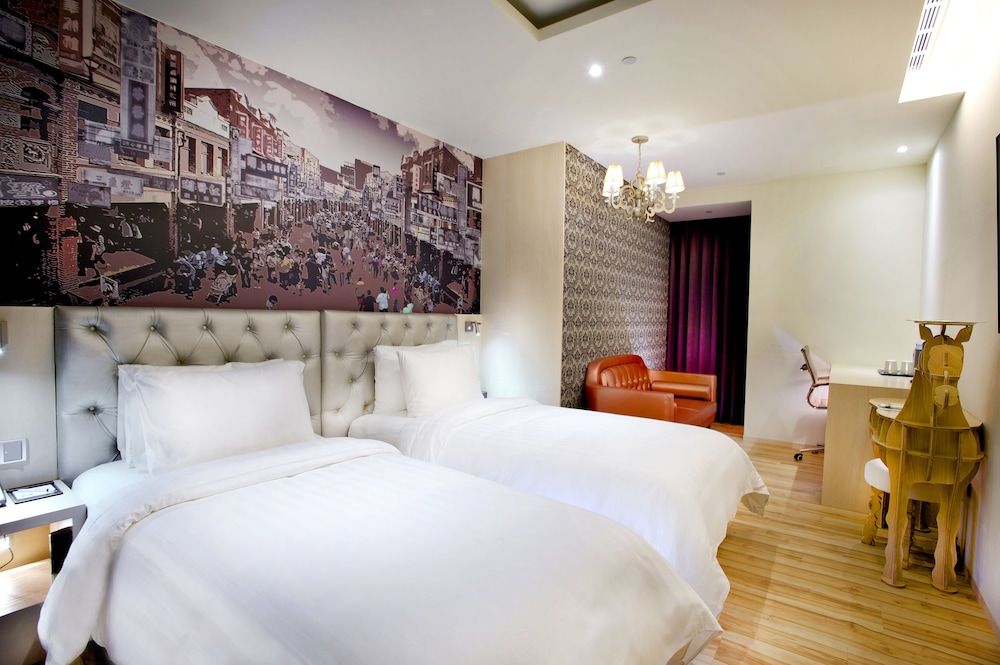 Trendy Room, 2 Twin Beds