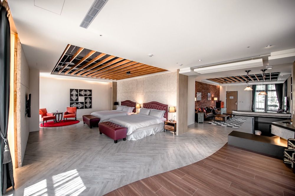 Royal Suite, 1 Bedroom, Patio, Tower