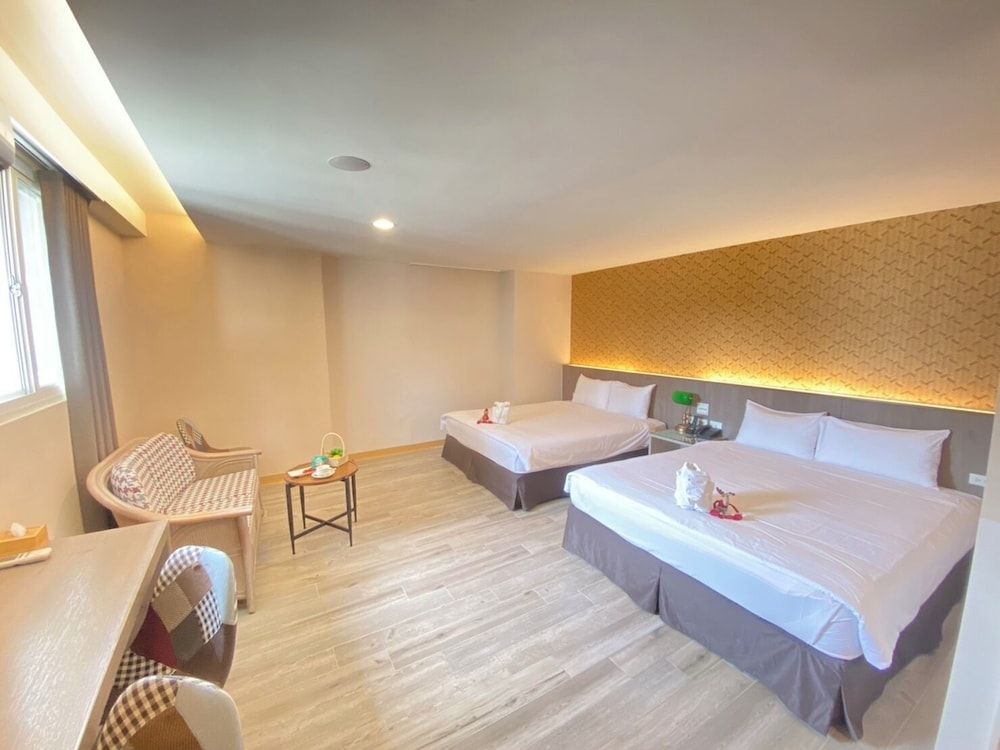 Deluxe Quadruple Room