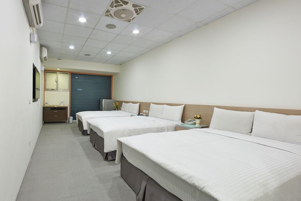 undefined West 59 Inn 7