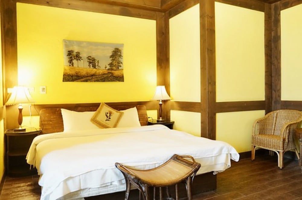 Superior Triple Room (11)