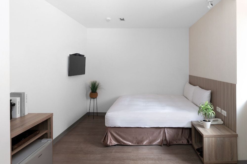 Economy Single Room