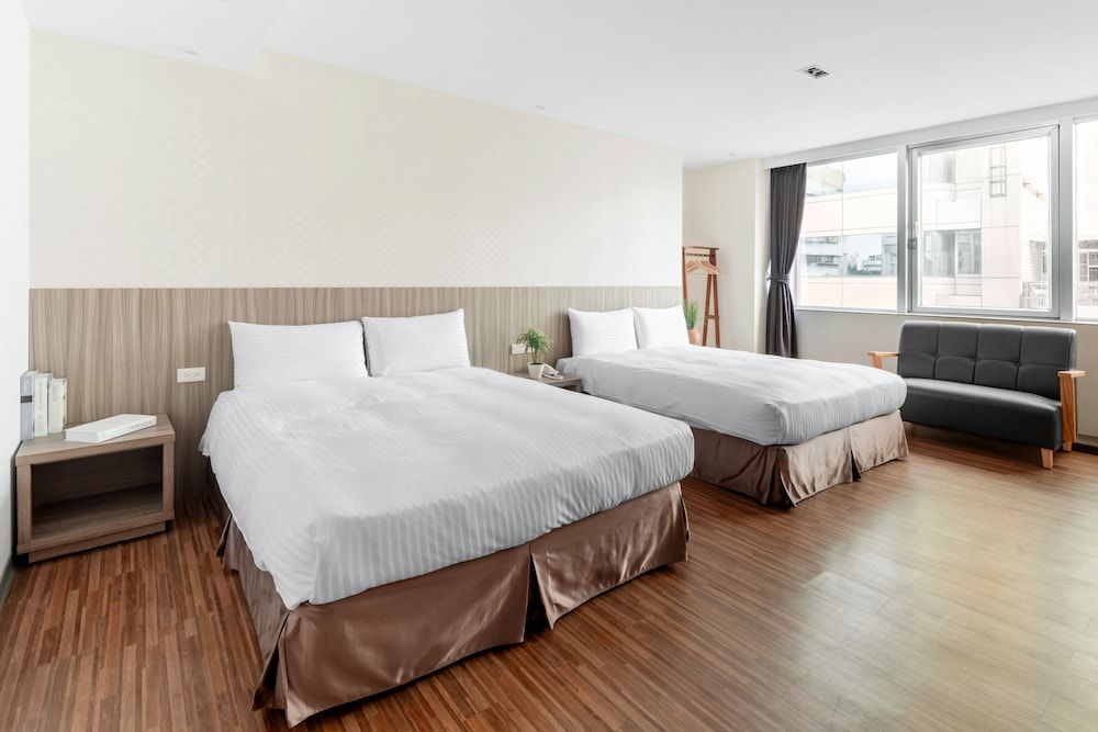 Deluxe Quadruple Room