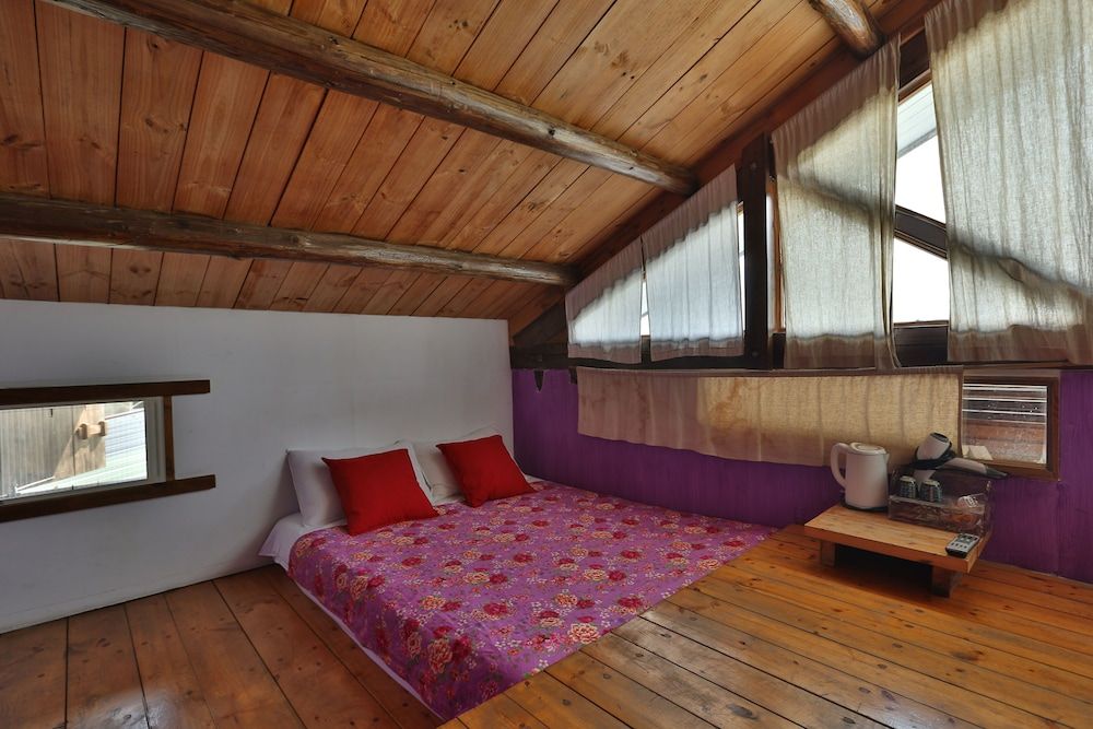 Good Harvest B&B Comfort Double Room (Winter) 3