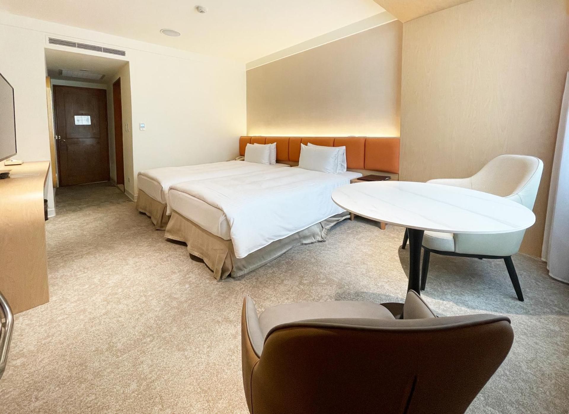 Superior Plus Twin Room