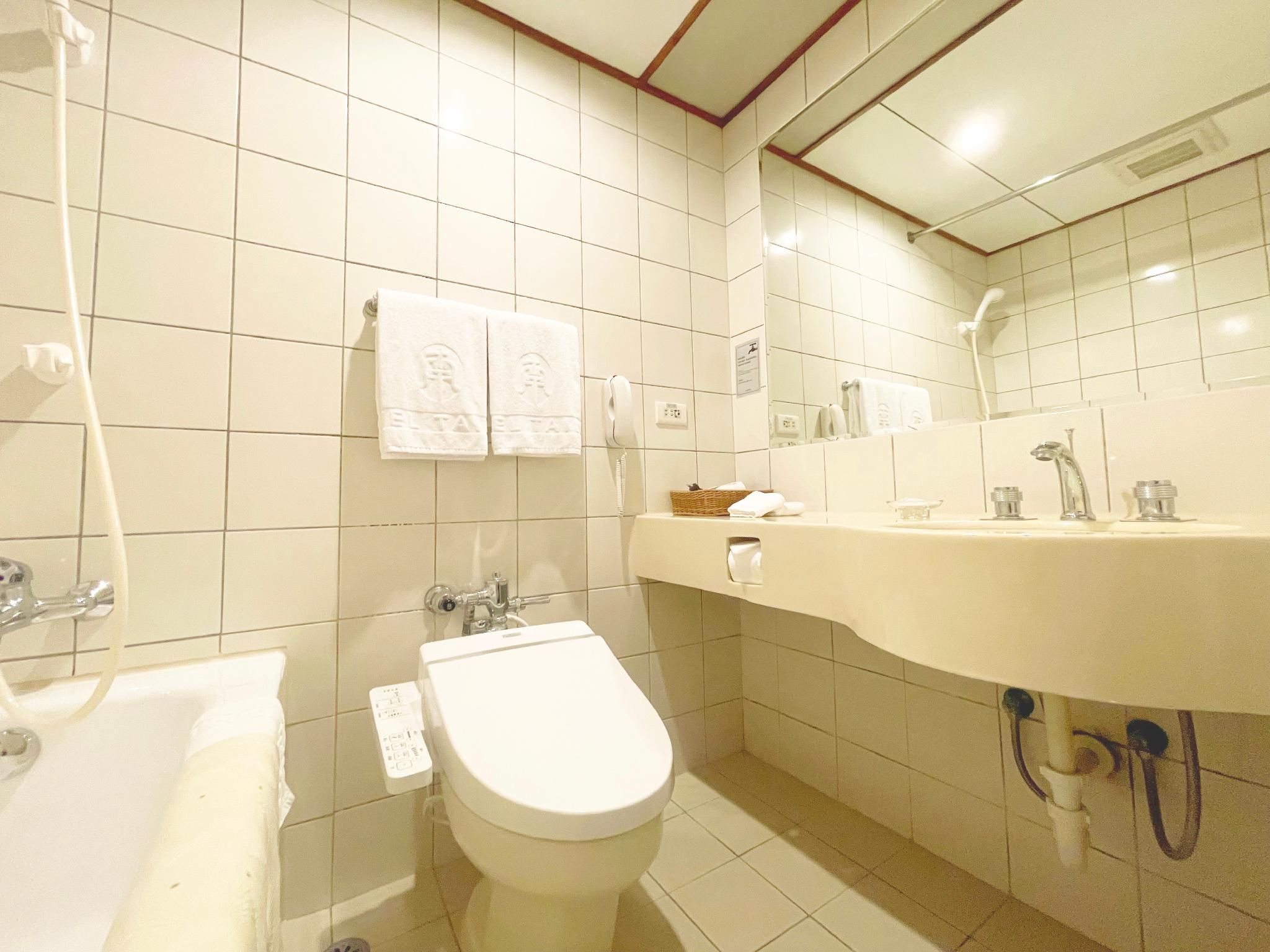 Basic Double Room without Window