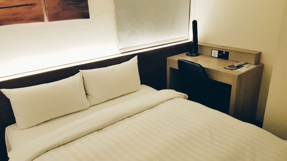 Basic Double Room, 1 Double Bed