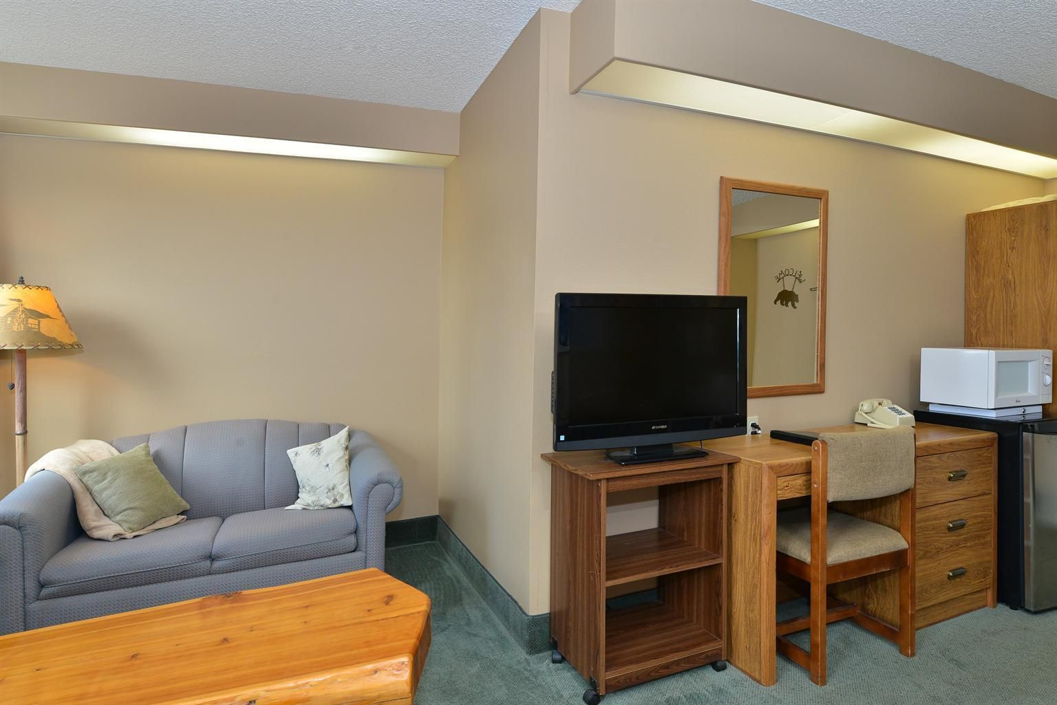 2 Queen Beds Suite