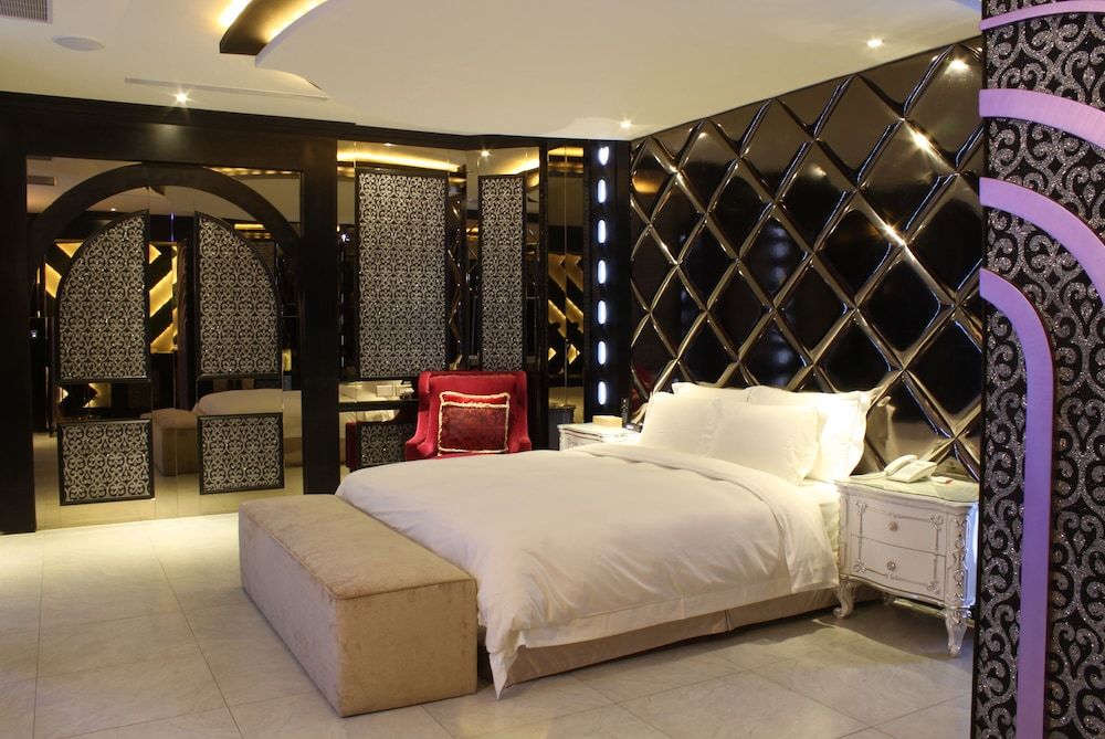 Presidential Suite (Check in time starts from 6pm)
