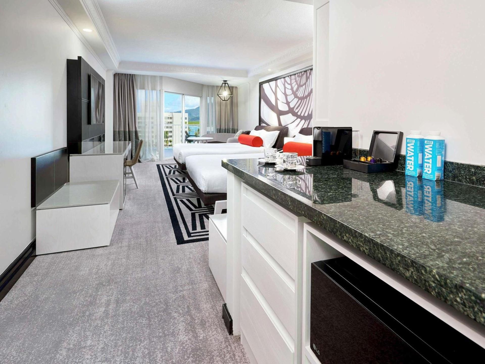 Grand Superior City Mountain Twin