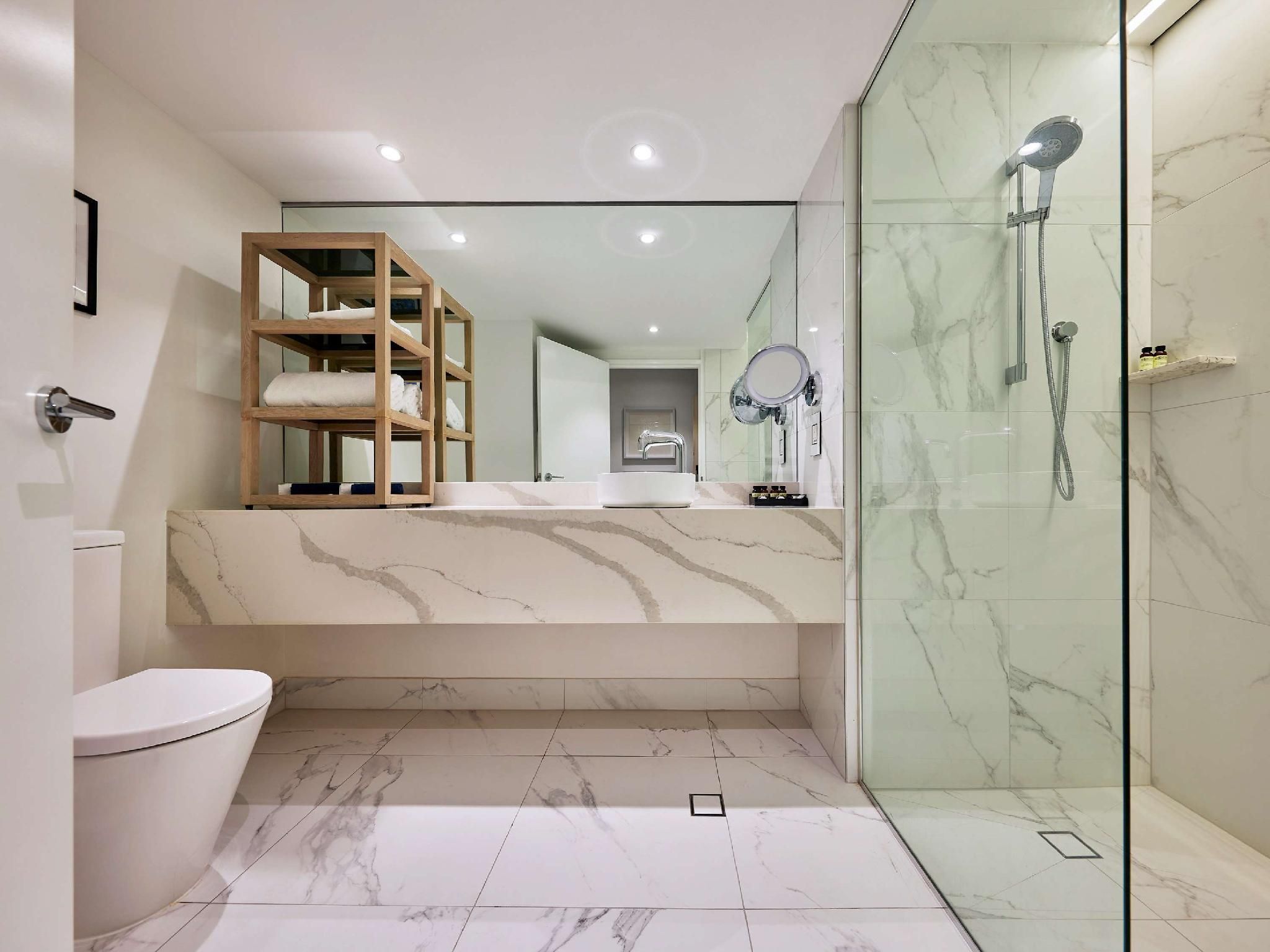 Superior City Mountain View Room King