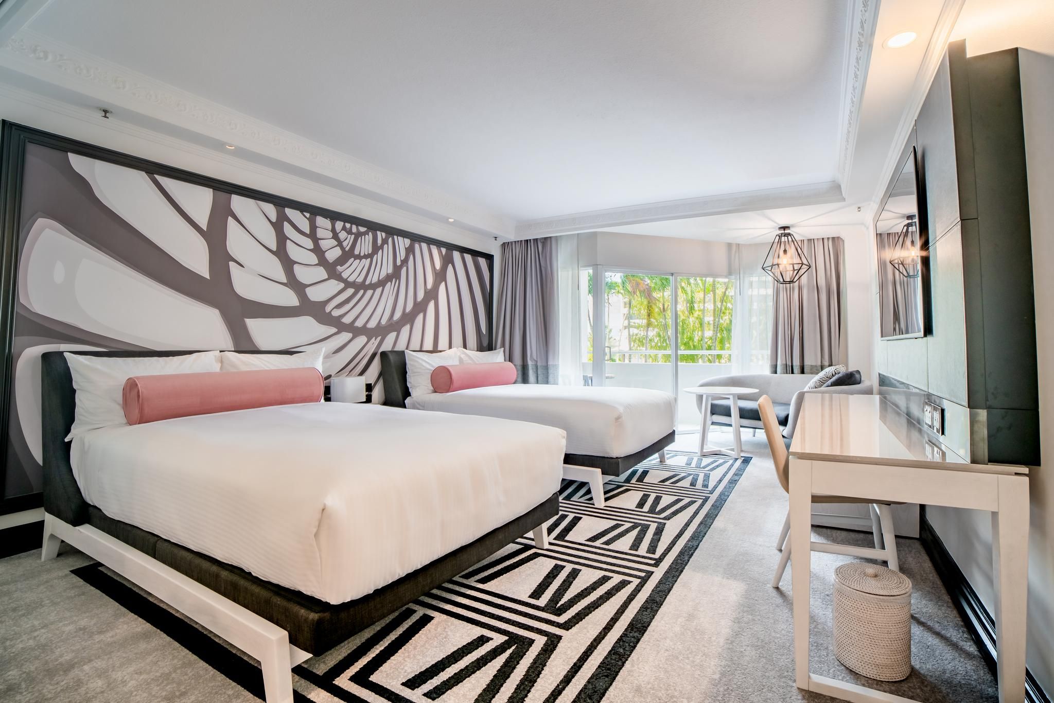 Grand Superior City Mountain Twin