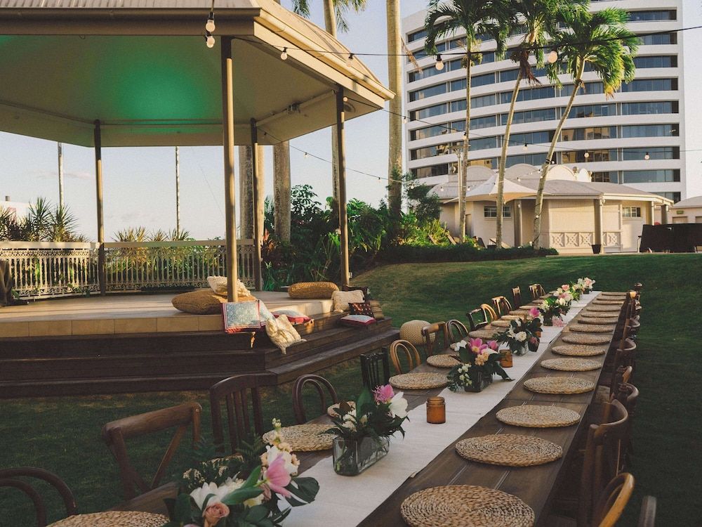 undefined Pullman Cairns International 7