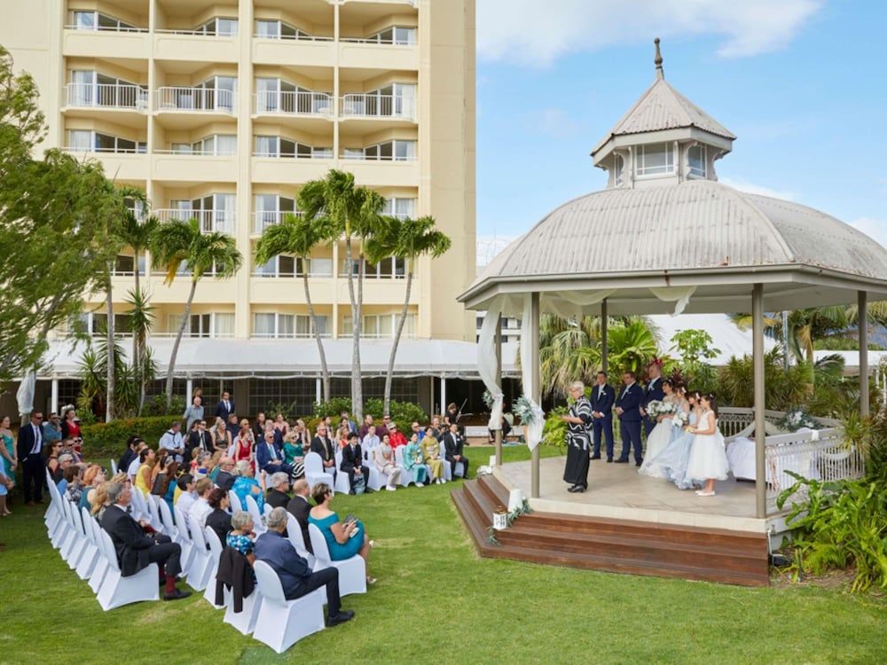 undefined Pullman Cairns International 4