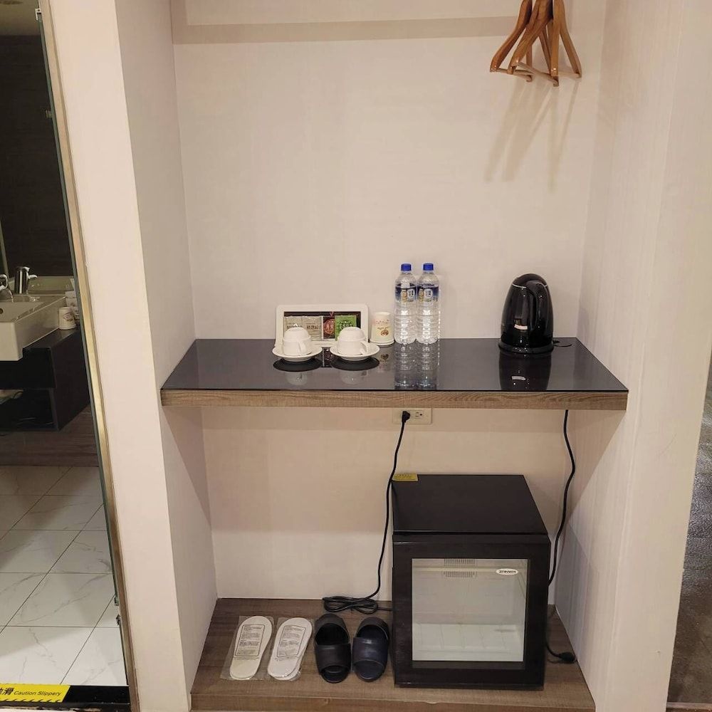 Attic Hotel Economy Double Room (No window, B1) 12