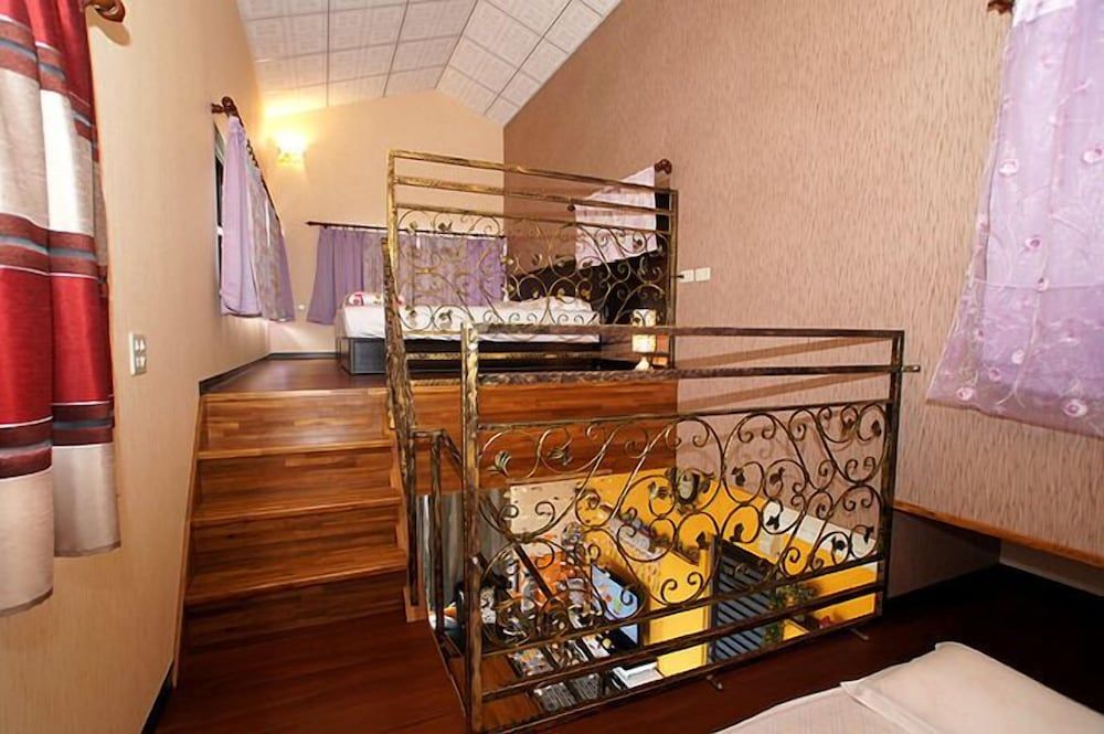 Signature Loft, 1 Bedroom, Balcony, Mezzanine