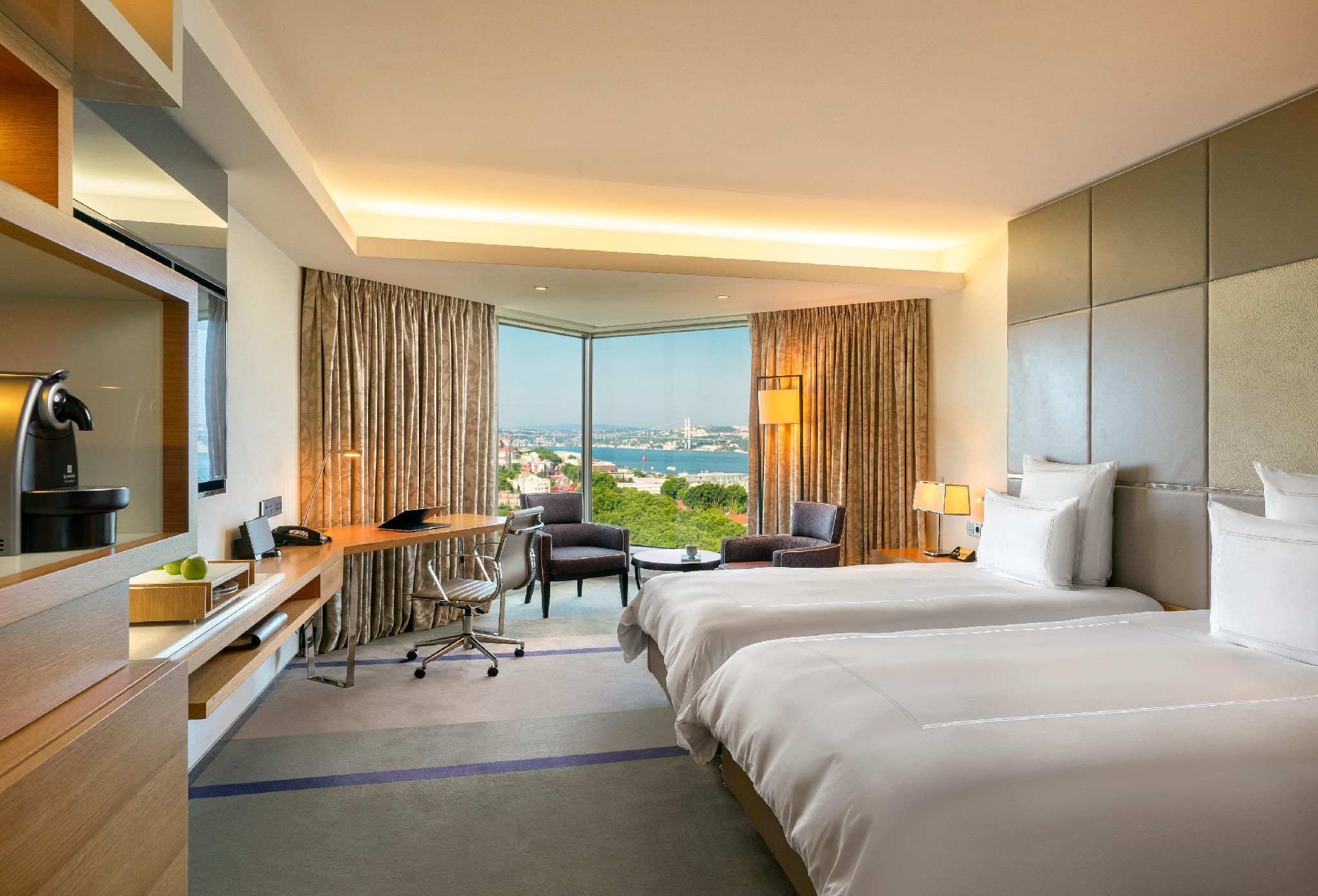 Swiss Executive Bosphorus Twin