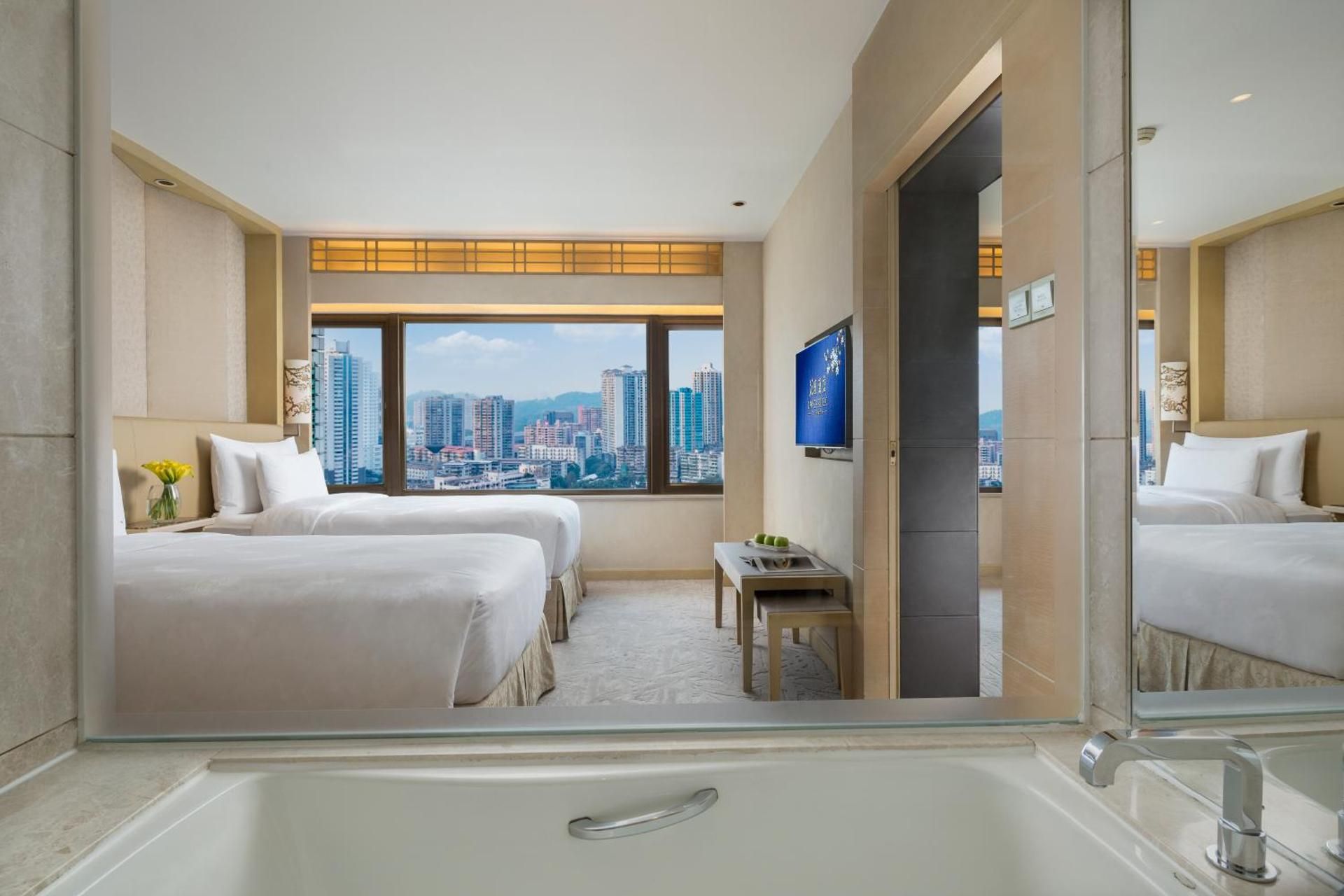 Executive Suite Twin