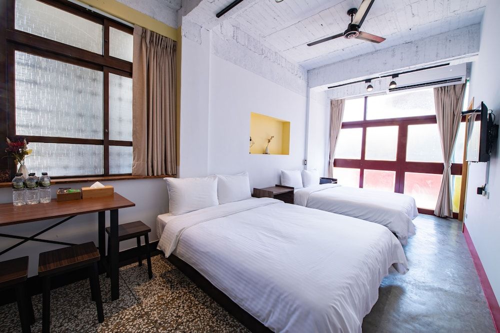 Here B&B