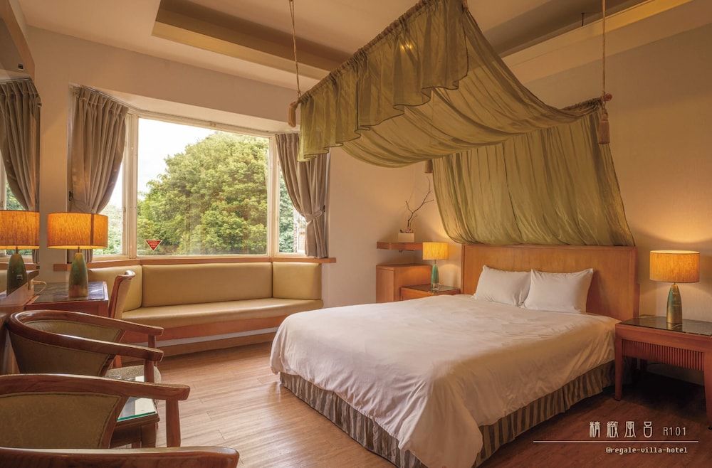 Regale Villa Hotel Economy Double Room, 1 Bedroom (Check in after 18pm) 2