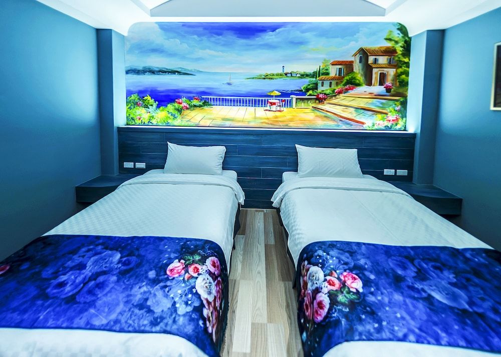 Buckingham Palace B&B Standard Twin Room, Balcony 6