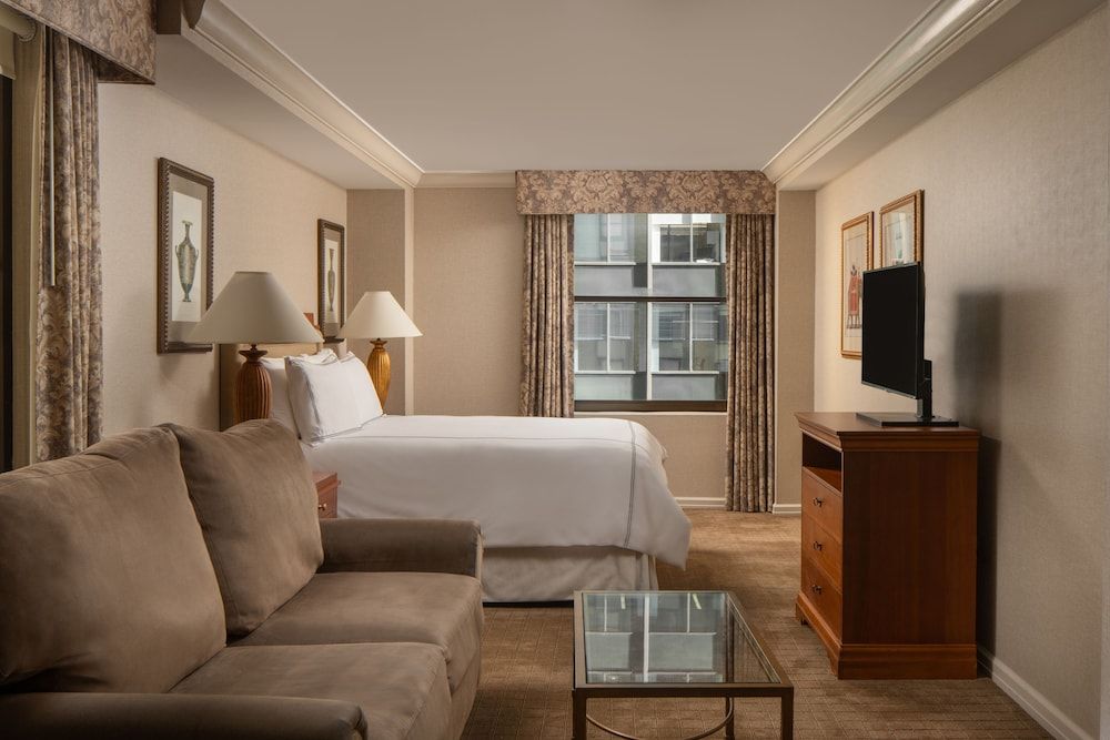 The Manhattan Club Executive Junior Suite 2