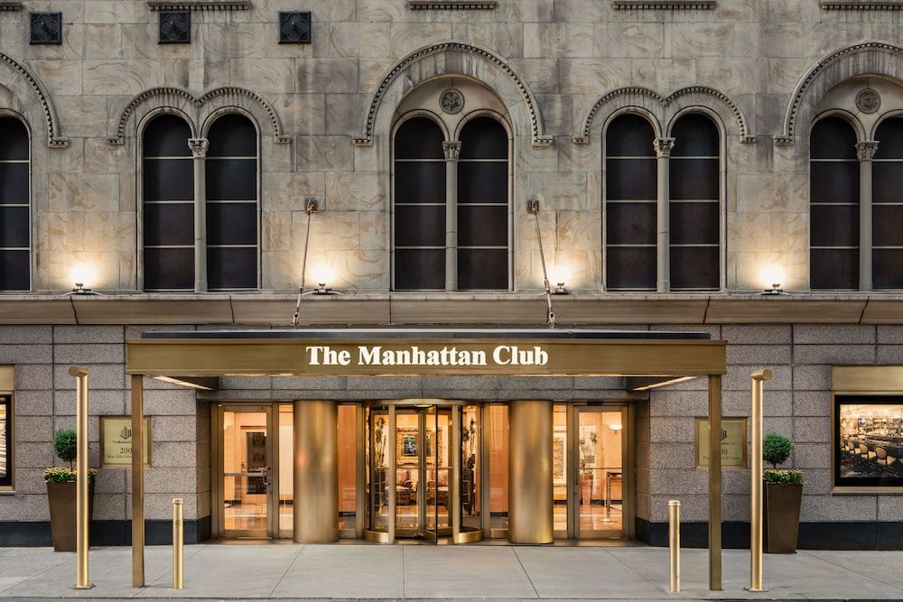 undefined The Manhattan Club 8