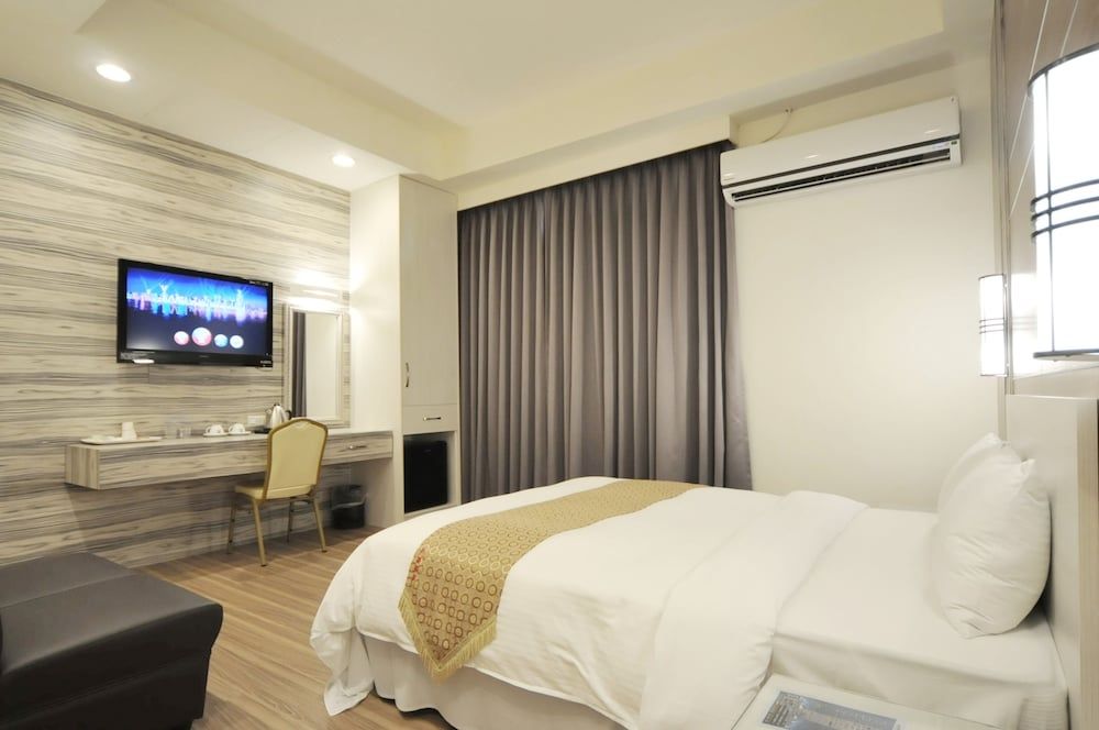 undefined ChengDian Hotel 5