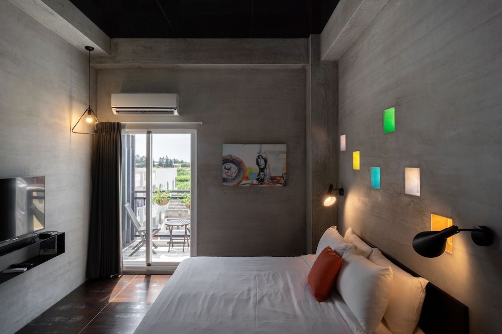 Classic Double Room, 1 Queen Bed (402)