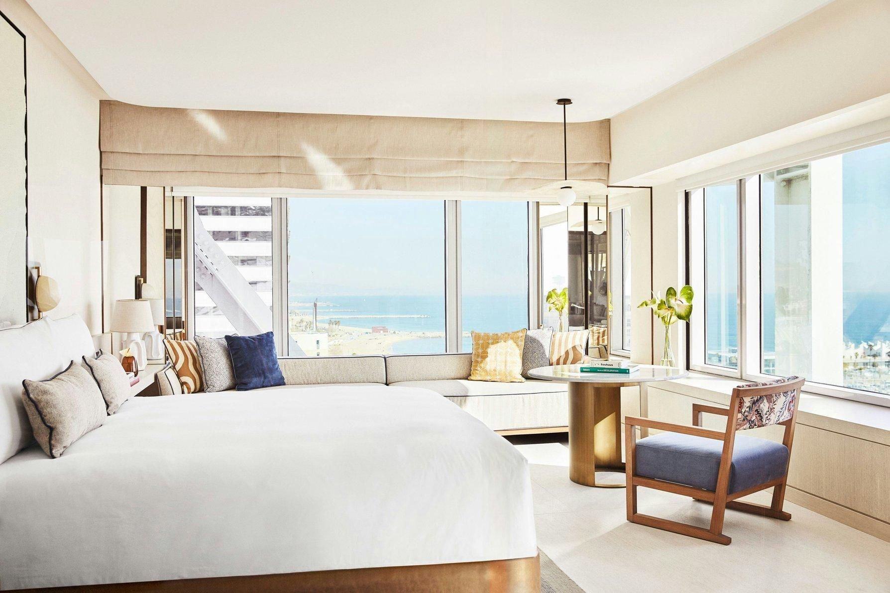 Seascape, Guest room, 1 King, Seafront, Corner room