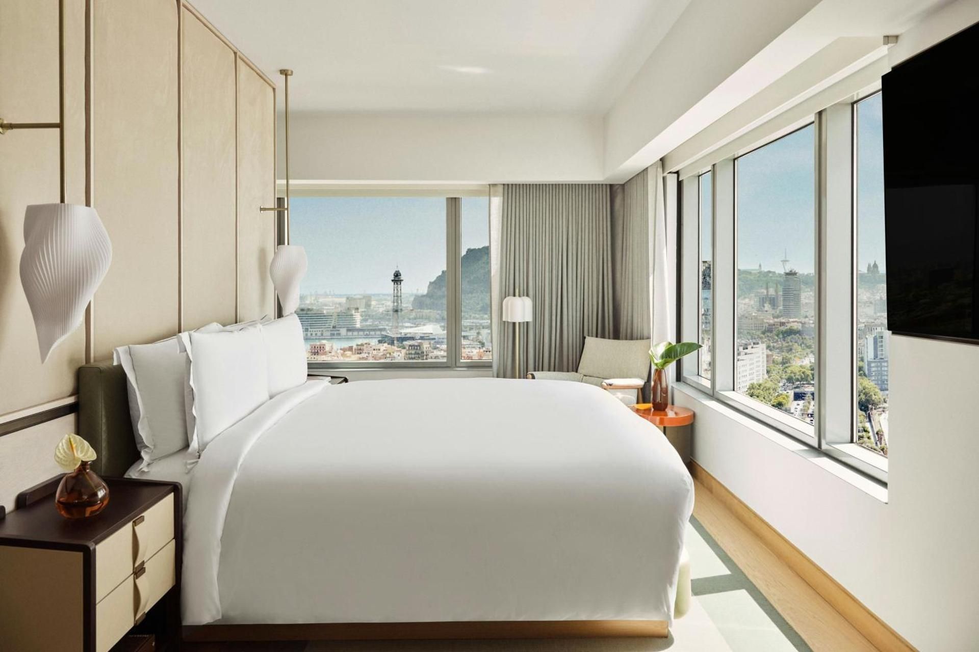 Skyline One-Bedroom King Suite with City View