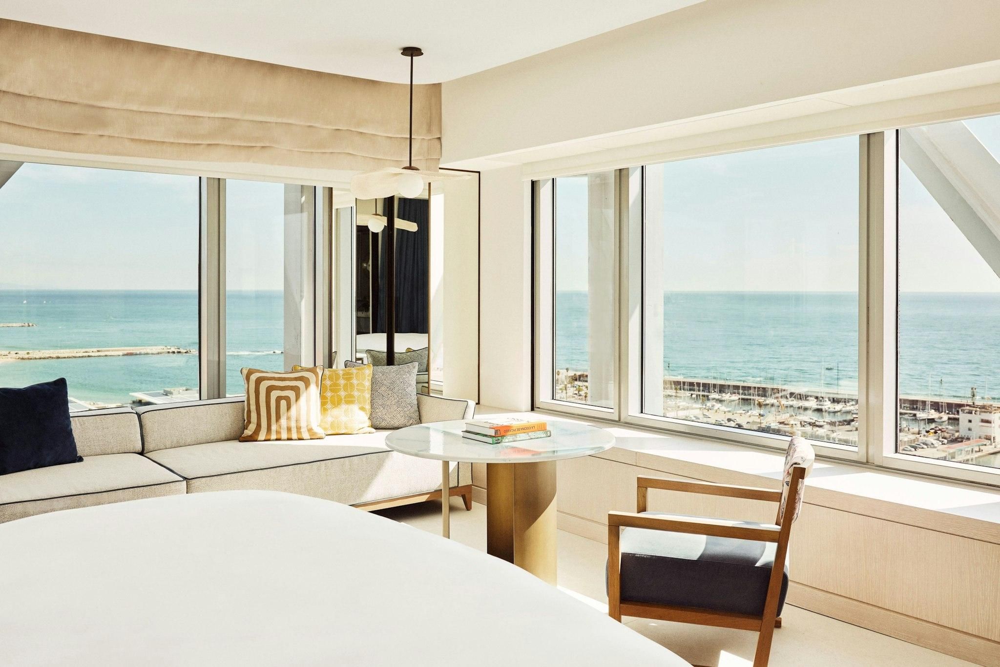 Seascape, Guest room, 1 King, Seafront, Corner room