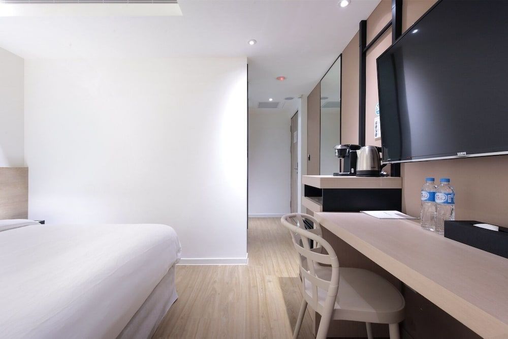 Keebe Hotel Premier Double Room 10