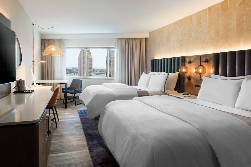 Deluxe Room, 2 Double Beds, Bay View