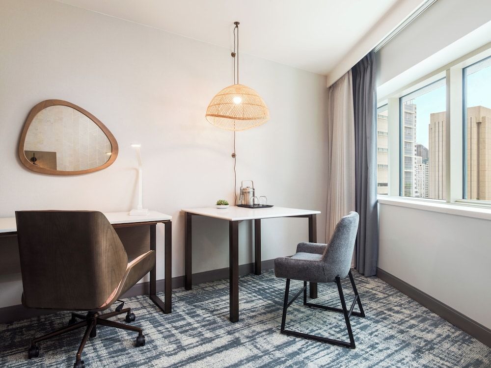 The Westin San Diego Bayview Room, 1 King Bed, Non Smoking 5