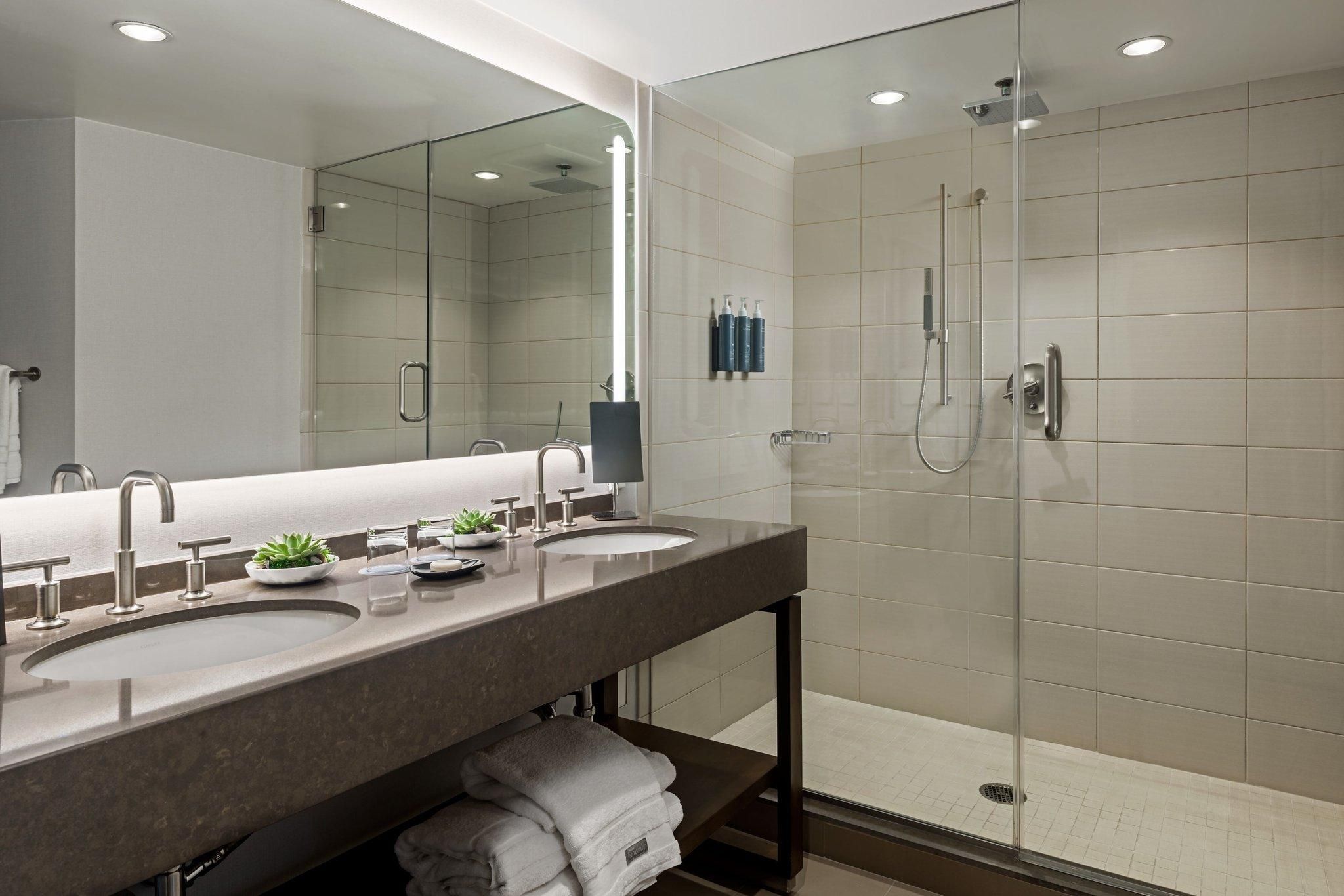 Presidential Suite, Bedroom 1: 1 King, Bedroom 2: 1 King