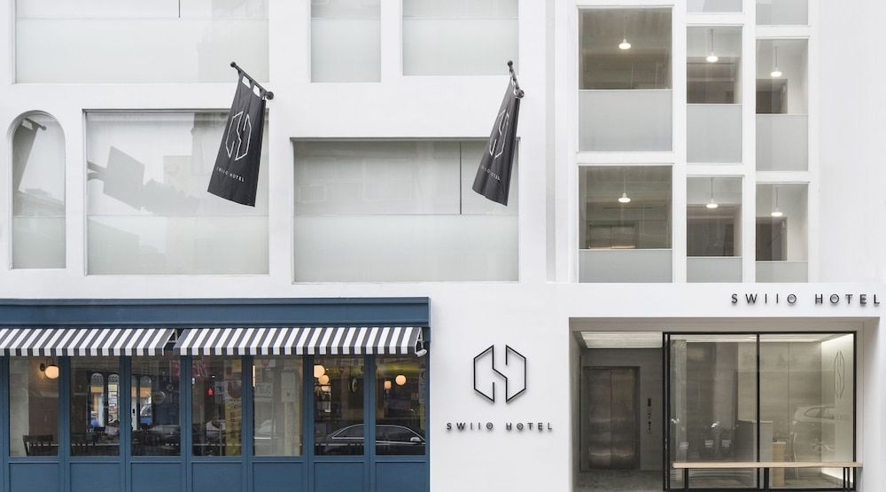 undefined Swiio Hotel Daan 2