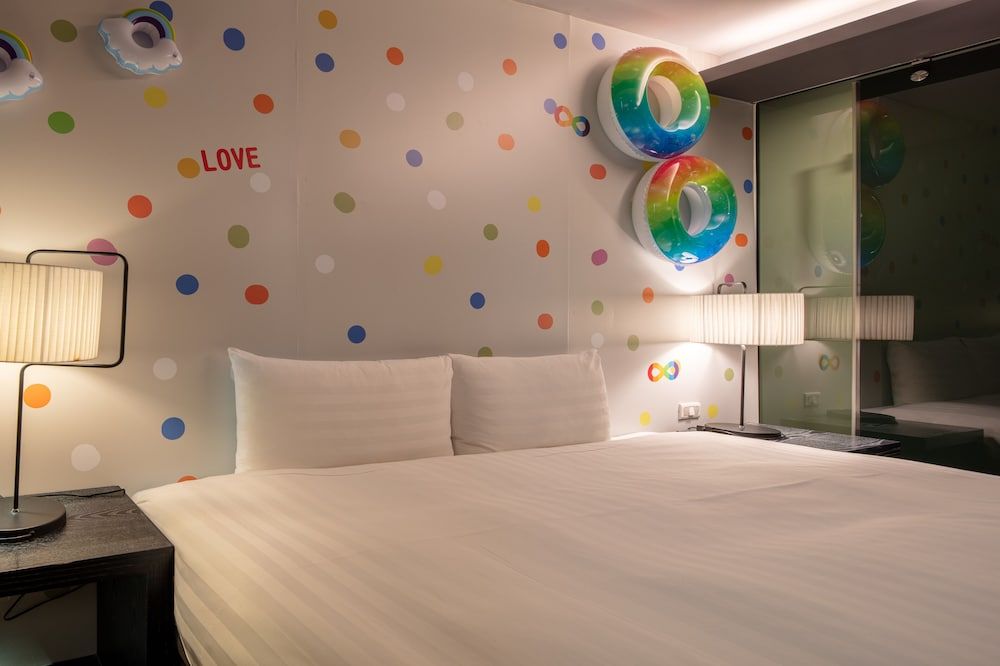 Rainbow Room