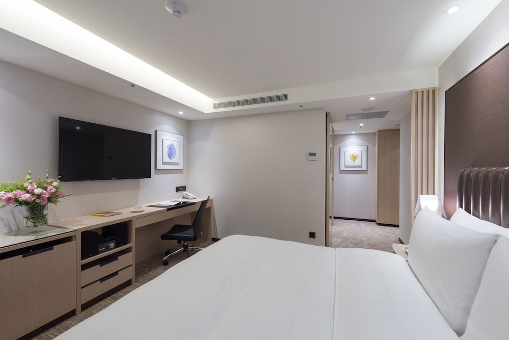 K Hotels Taipei Chang-An Standard Room(no-window), 1 Queen Bed 4