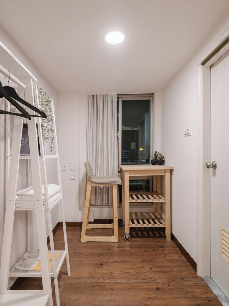 CJ Hotel Signature Duplex 16