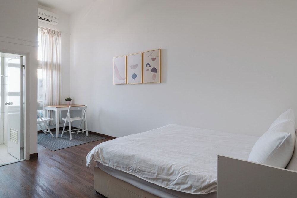 CJ Hotel Deluxe Double Room, 1 Bedroom, Ensuite