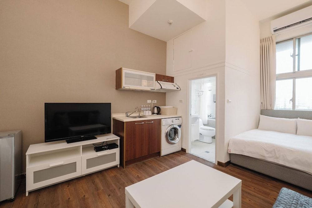 CJ Hotel Classic Twin Room, 1 Bedroom, Ensuite 7