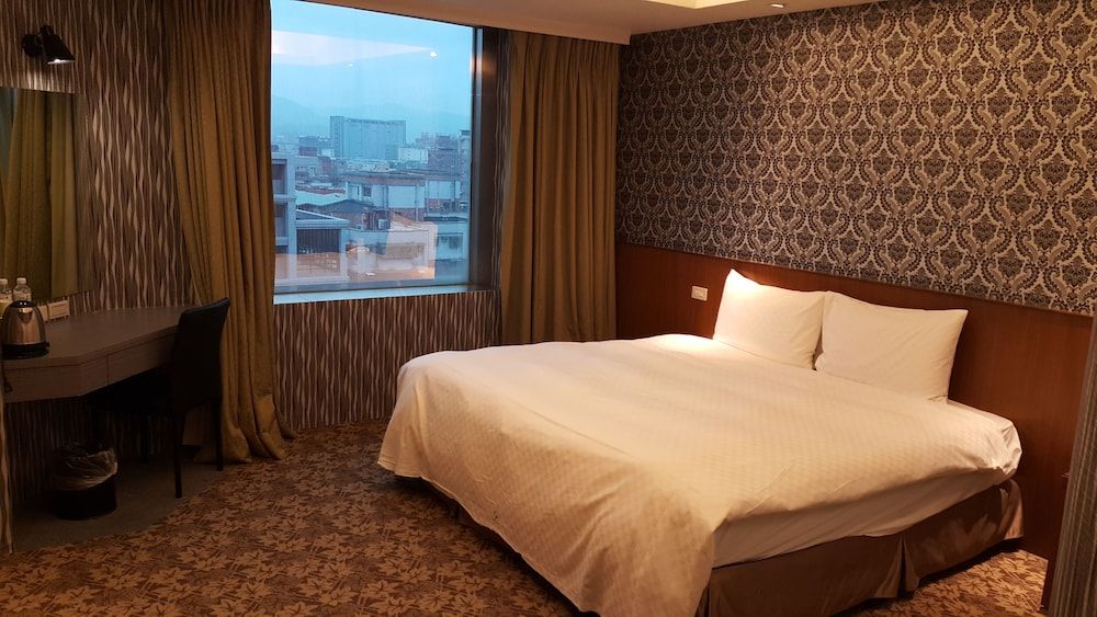 undefined Golden Age Hotel 6