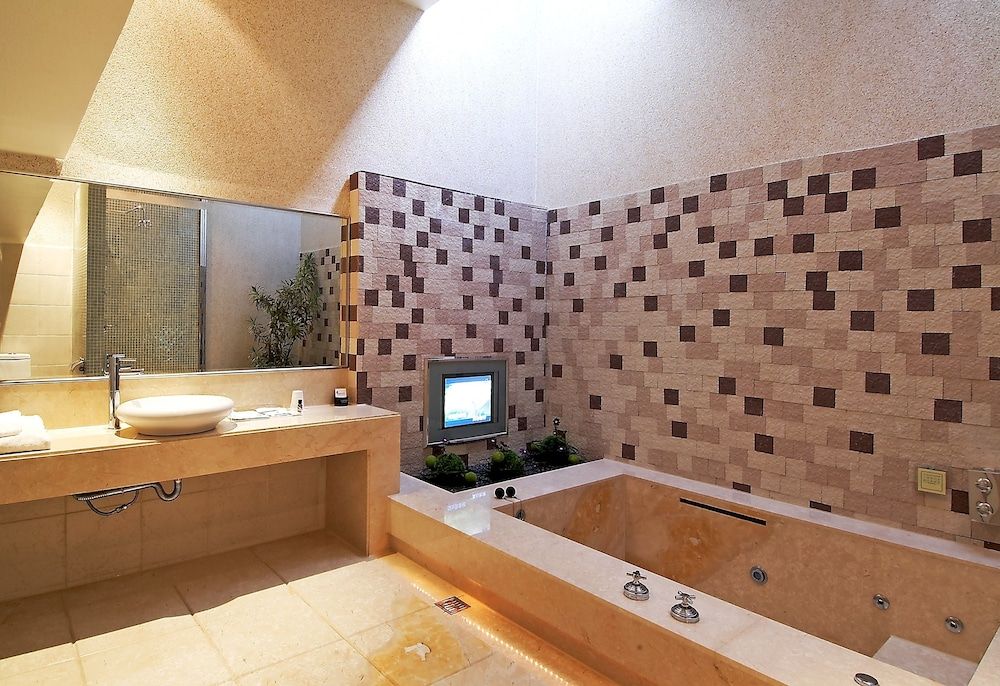 Region Motel Deluxe Suite 7