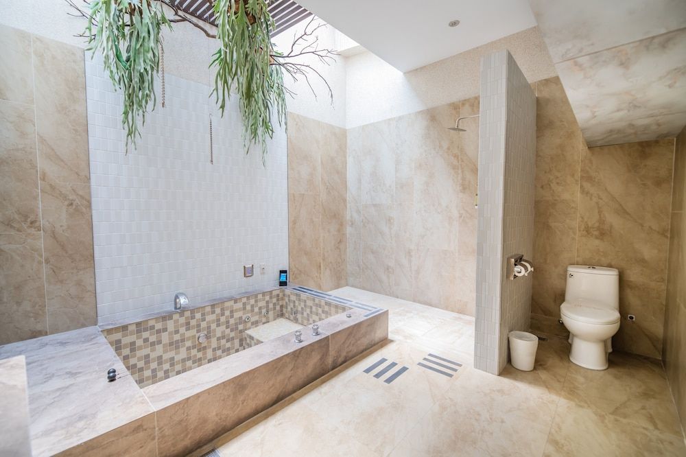 Region Motel Deluxe Suite 8