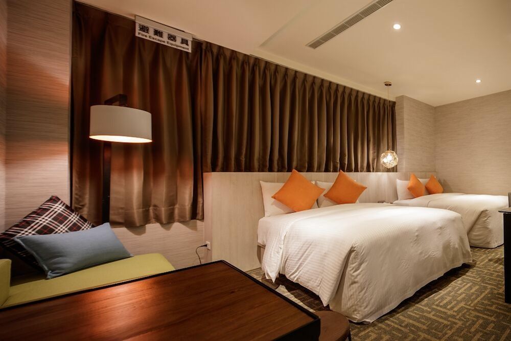 undefined Via Hotel Taipei Station 4