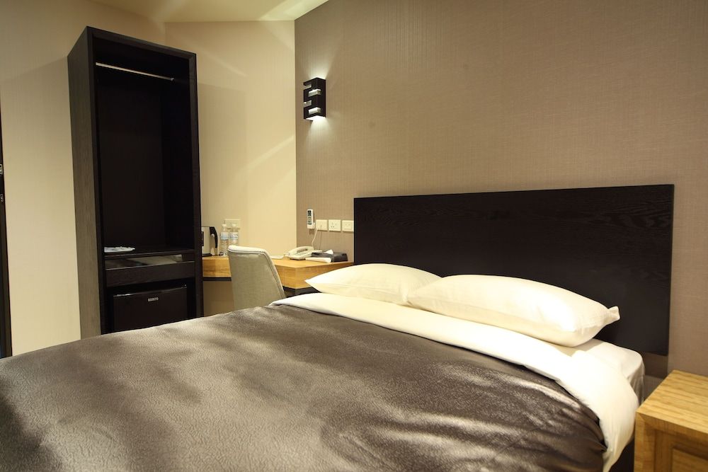 undefined E-House 10