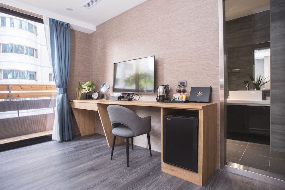 In-room business center