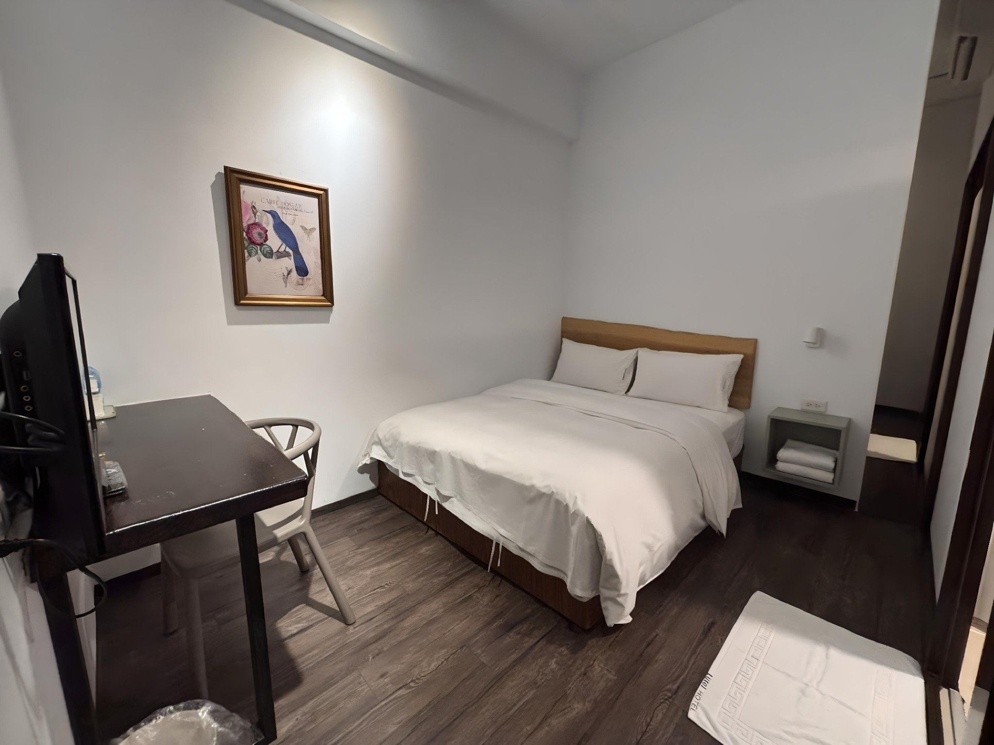Double Room Private Bathroom